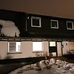 Signature - Modern Mood